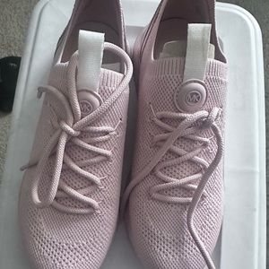 Michael Kors tennis shoe